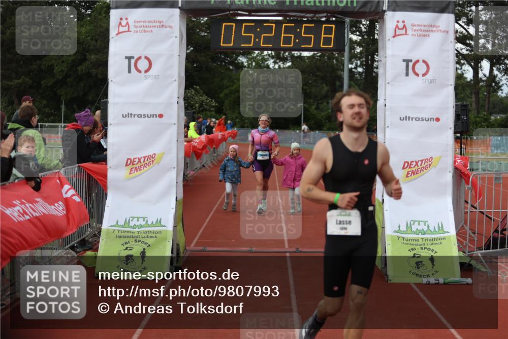 14.06.2026 - 7 Türme Triathlon Andreas Tolksdorf http://msf.ph/oto/9807993 14.06.2026 16:26:57 Ziel 1022, 1254, 1396 meine-sportfotos.de