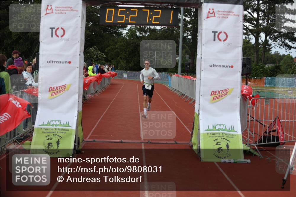 14.06.2026 - 7 Türme Triathlon Andreas Tolksdorf http://msf.ph/oto/9808031 14.06.2026 16:27:20 Ziel 1225 meine-sportfotos.de