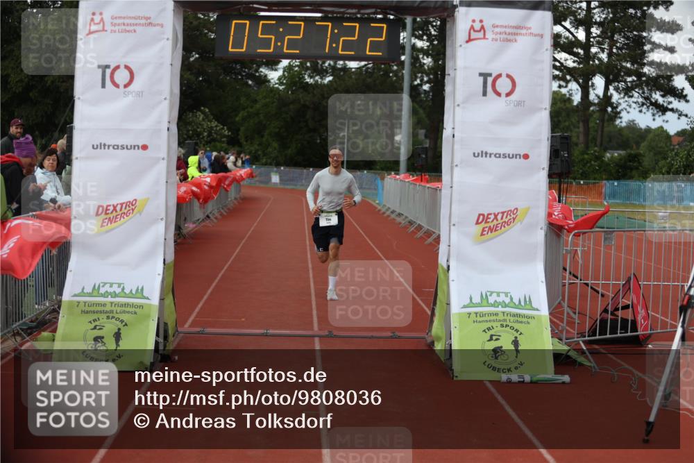 14.06.2026 - 7 Türme Triathlon Andreas Tolksdorf http://msf.ph/oto/9808036 14.06.2026 16:27:21 Ziel 1225 meine-sportfotos.de