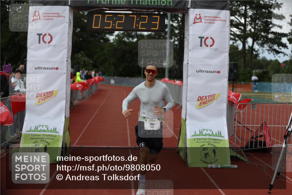14.06.2026 - 7 Türme Triathlon Andreas Tolksdorf http://msf.ph/oto/9808050 14.06.2026 16:27:22 Ziel 1225 meine-sportfotos.de