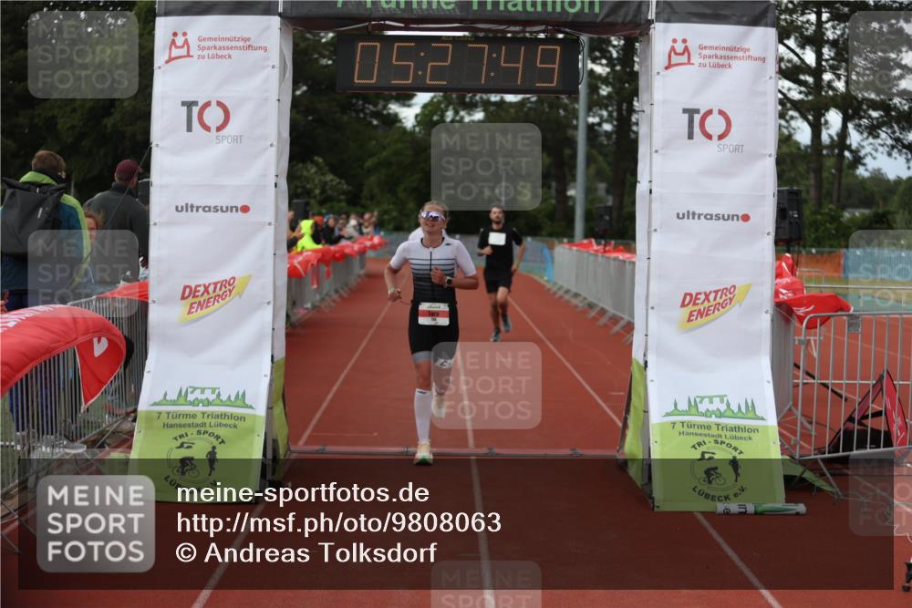 14.06.2026 - 7 Türme Triathlon Andreas Tolksdorf http://msf.ph/oto/9808063 14.06.2026 16:27:47 Ziel 670, 739, 1250 meine-sportfotos.de