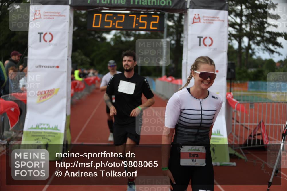 14.06.2026 - 7 Türme Triathlon Andreas Tolksdorf http://msf.ph/oto/9808065 14.06.2026 16:27:51 Ziel 670, 739, 1250 meine-sportfotos.de