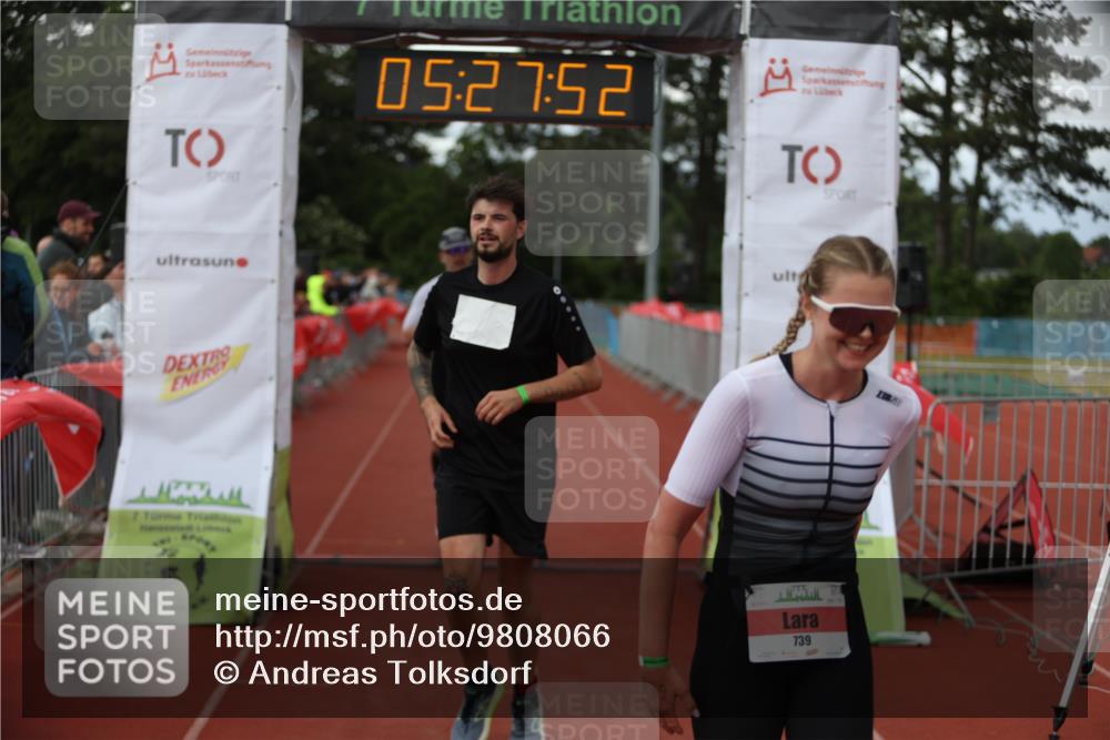 14.06.2026 - 7 Türme Triathlon Andreas Tolksdorf http://msf.ph/oto/9808066 14.06.2026 16:27:51 Ziel 670, 739, 1250 meine-sportfotos.de
