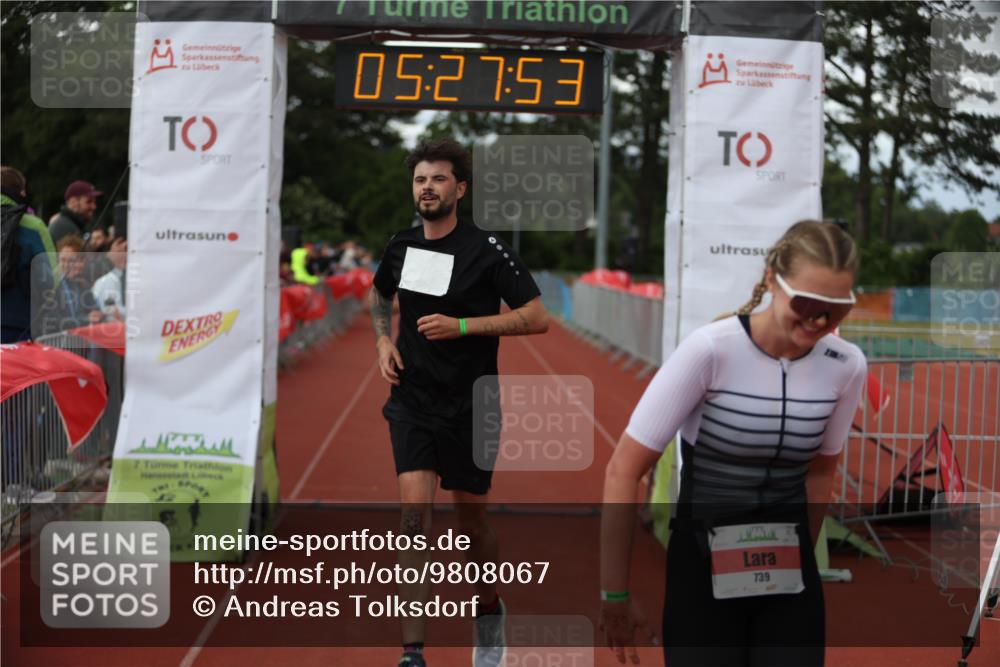 14.06.2026 - 7 Türme Triathlon Andreas Tolksdorf http://msf.ph/oto/9808067 14.06.2026 16:27:51 Ziel 670, 739, 1250 meine-sportfotos.de