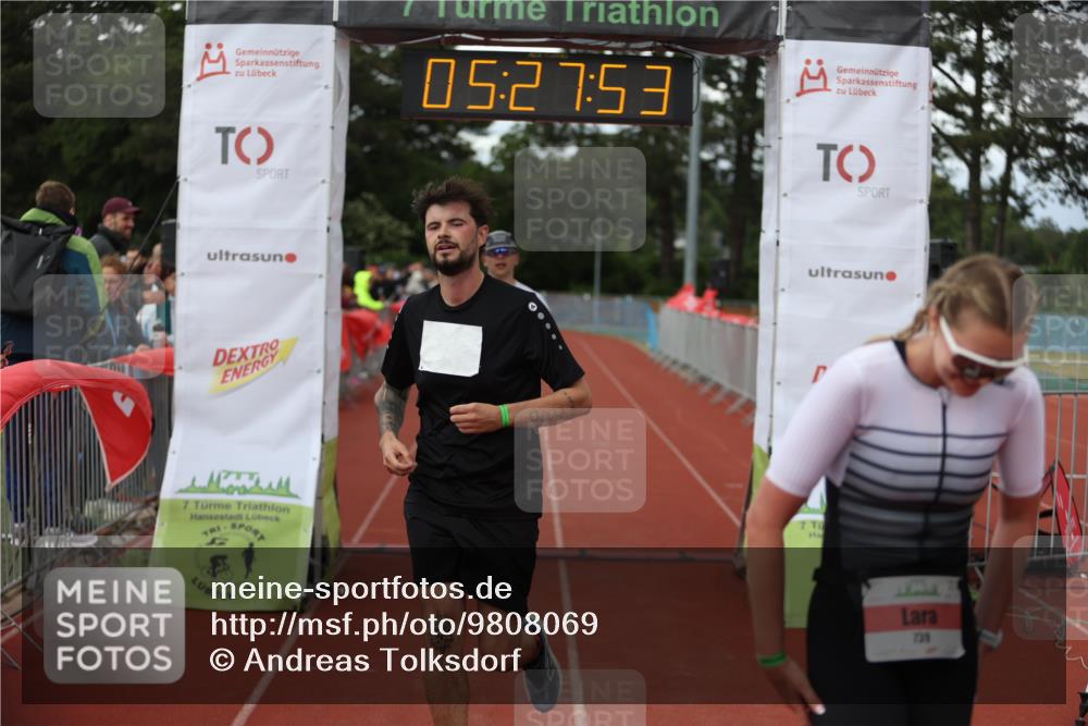14.06.2026 - 7 Türme Triathlon Andreas Tolksdorf http://msf.ph/oto/9808069 14.06.2026 16:27:52 Ziel 670, 739, 1250 meine-sportfotos.de