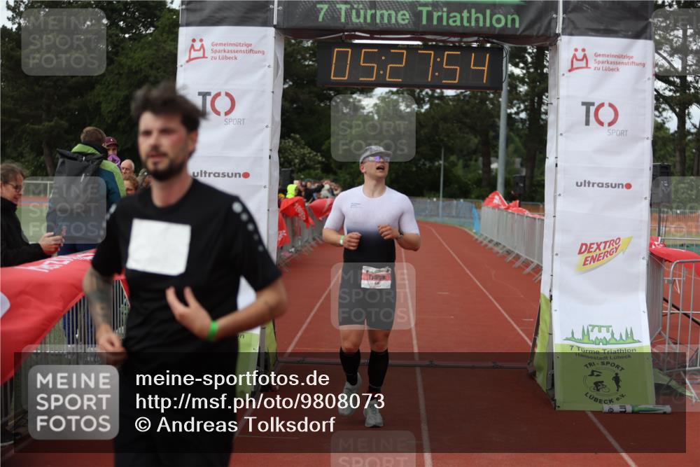 14.06.2026 - 7 Türme Triathlon Andreas Tolksdorf http://msf.ph/oto/9808073 14.06.2026 16:27:52 Ziel 670, 739, 1250 meine-sportfotos.de