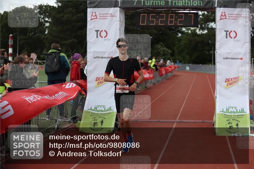 14.06.2026 - 7 Türme Triathlon Andreas Tolksdorf http://msf.ph/oto/9808086 14.06.2026 16:28:26 Ziel 865 meine-sportfotos.de