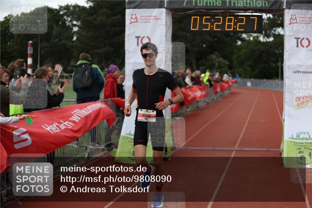 14.06.2026 - 7 Türme Triathlon Andreas Tolksdorf http://msf.ph/oto/9808090 14.06.2026 16:28:26 Ziel 865 meine-sportfotos.de