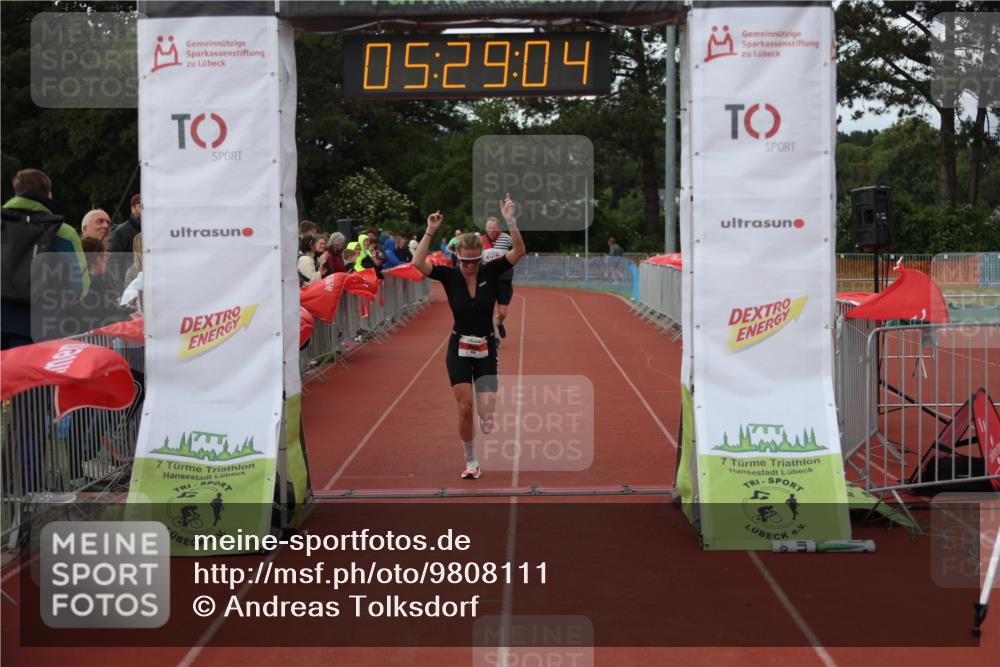 14.06.2026 - 7 Türme Triathlon Andreas Tolksdorf http://msf.ph/oto/9808111 14.06.2026 16:29:03 Ziel 645, 1458 meine-sportfotos.de