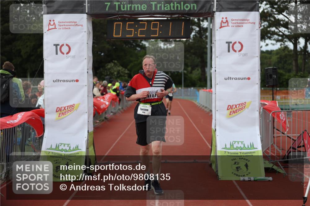 14.06.2026 - 7 Türme Triathlon Andreas Tolksdorf http://msf.ph/oto/9808135 14.06.2026 16:29:10 Ziel 645, 1155, 1281, 1458 meine-sportfotos.de
