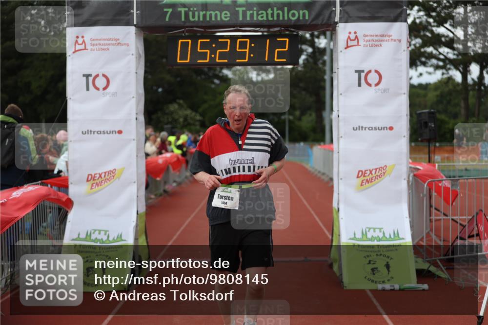 14.06.2026 - 7 Türme Triathlon Andreas Tolksdorf http://msf.ph/oto/9808145 14.06.2026 16:29:11 Ziel 645, 1155, 1281, 1458 meine-sportfotos.de
