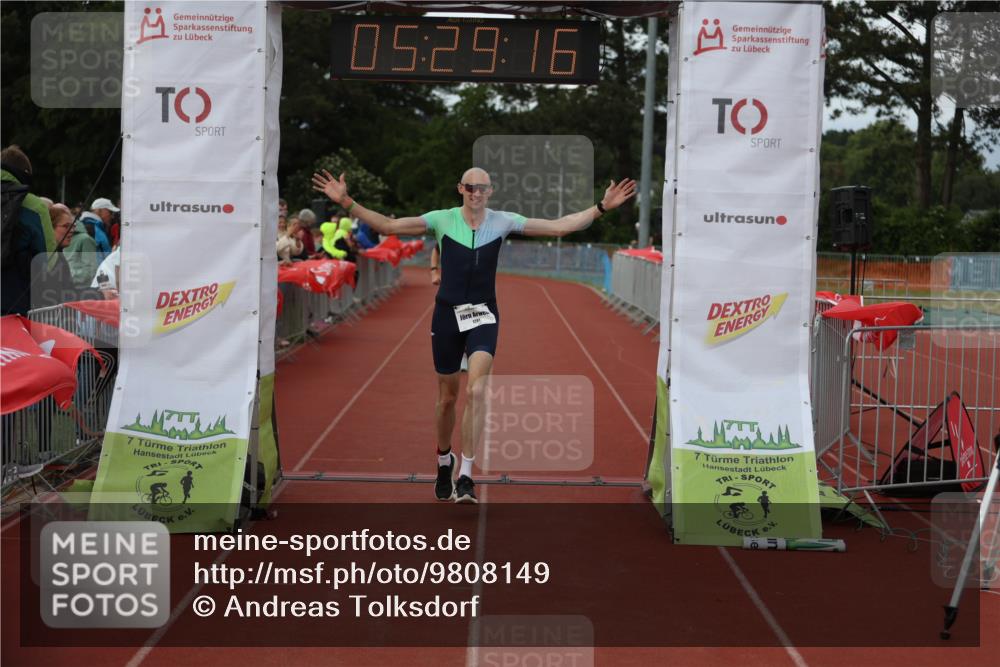 14.06.2026 - 7 Türme Triathlon Andreas Tolksdorf http://msf.ph/oto/9808149 14.06.2026 16:29:15 Ziel 1155, 1281, 1458 meine-sportfotos.de