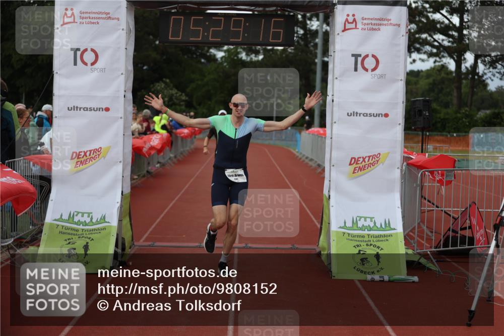 14.06.2026 - 7 Türme Triathlon Andreas Tolksdorf http://msf.ph/oto/9808152 14.06.2026 16:29:15 Ziel 1155, 1281, 1458 meine-sportfotos.de