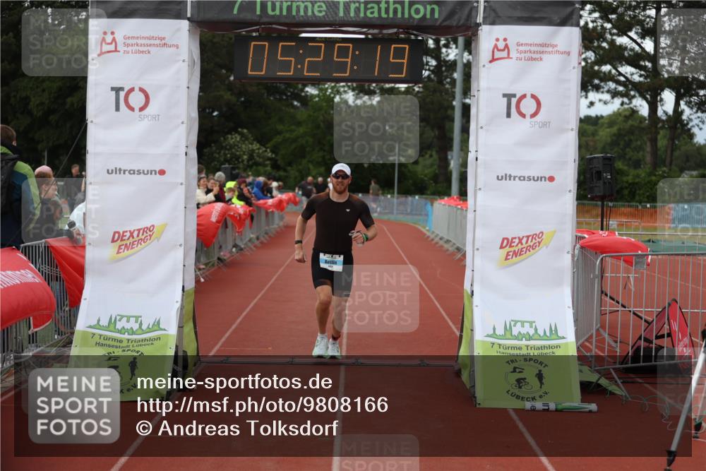 14.06.2026 - 7 Türme Triathlon Andreas Tolksdorf http://msf.ph/oto/9808166 14.06.2026 16:29:18 Ziel 1155, 1281 meine-sportfotos.de