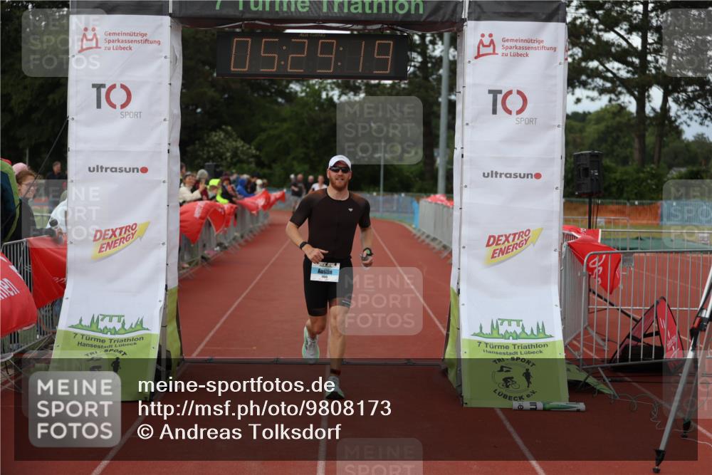 14.06.2026 - 7 Türme Triathlon Andreas Tolksdorf http://msf.ph/oto/9808173 14.06.2026 16:29:18 Ziel 1155, 1281 meine-sportfotos.de