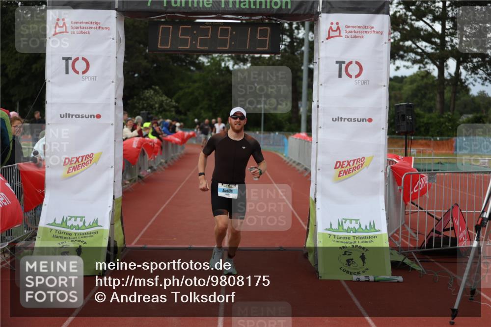 14.06.2026 - 7 Türme Triathlon Andreas Tolksdorf http://msf.ph/oto/9808175 14.06.2026 16:29:18 Ziel 1155, 1281 meine-sportfotos.de