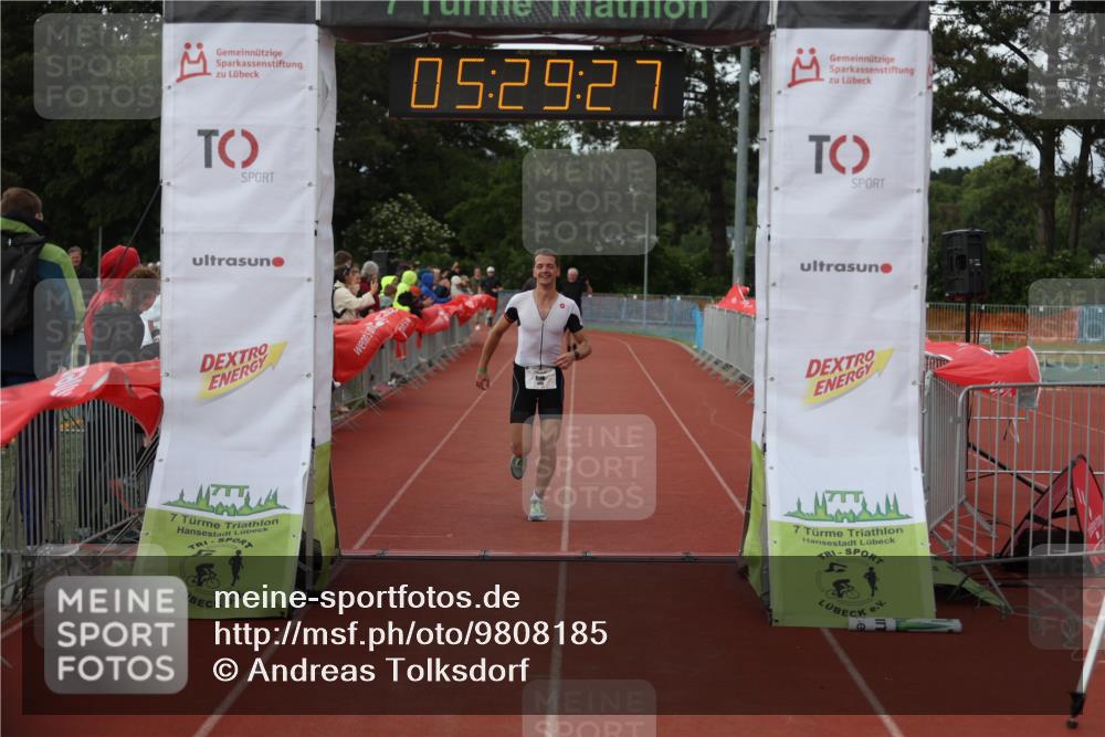 14.06.2026 - 7 Türme Triathlon Andreas Tolksdorf http://msf.ph/oto/9808185 14.06.2026 16:29:26 Ziel 1155, 1419 meine-sportfotos.de