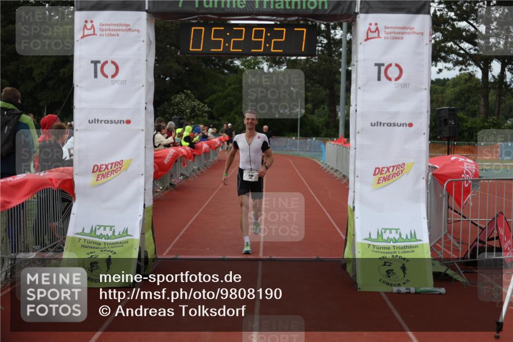 14.06.2026 - 7 Türme Triathlon Andreas Tolksdorf http://msf.ph/oto/9808190 14.06.2026 16:29:26 Ziel 1155, 1419 meine-sportfotos.de