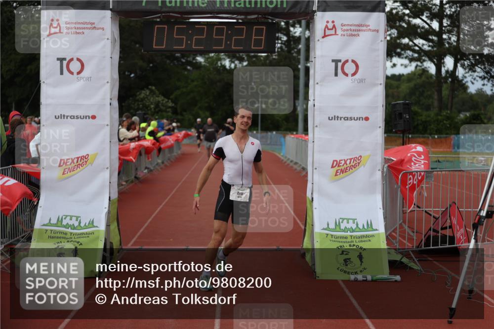 14.06.2026 - 7 Türme Triathlon Andreas Tolksdorf http://msf.ph/oto/9808200 14.06.2026 16:29:27 Ziel 1419 meine-sportfotos.de