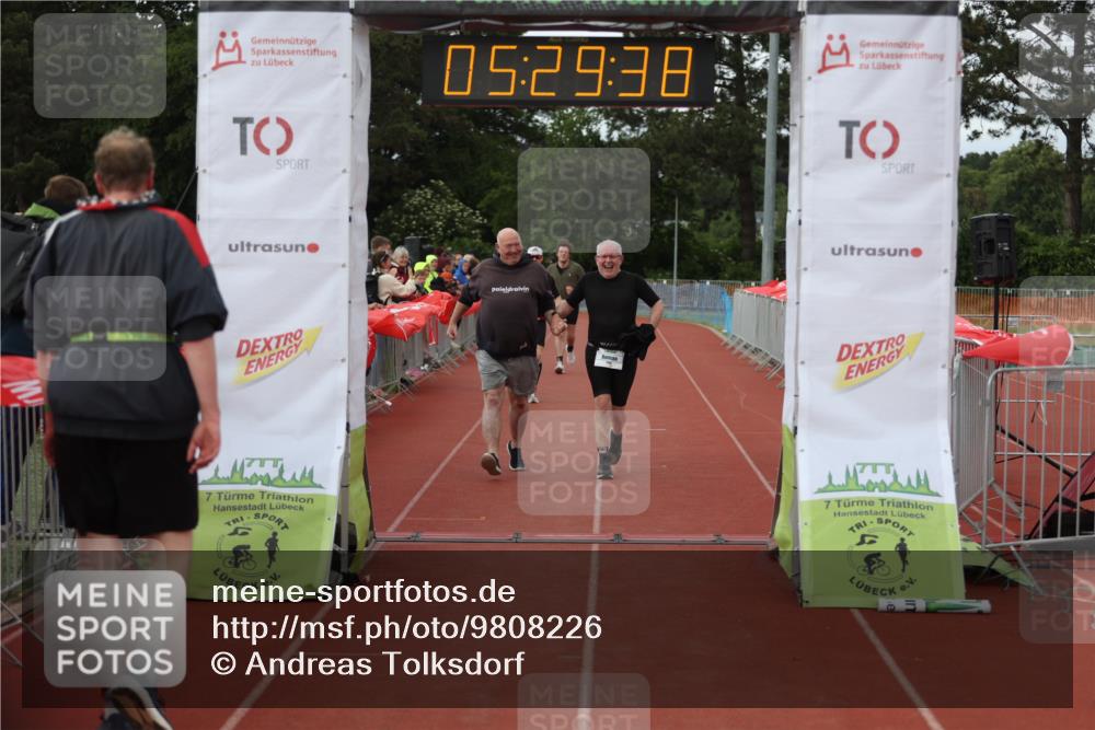 14.06.2026 - 7 Türme Triathlon Andreas Tolksdorf http://msf.ph/oto/9808226 14.06.2026 16:29:37 Ziel 714, 1195, 1233 meine-sportfotos.de