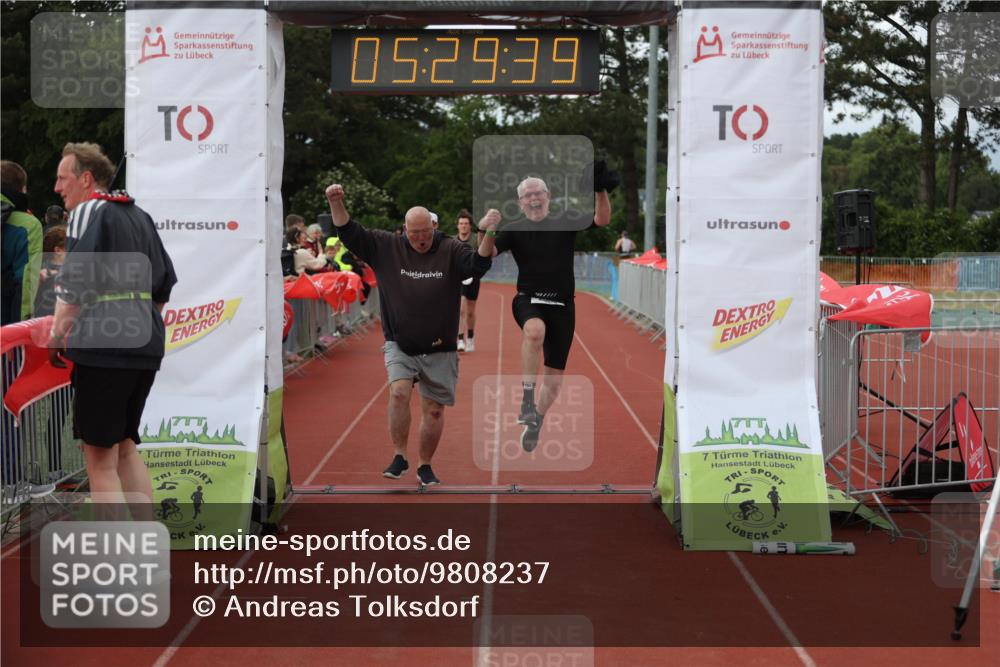 14.06.2026 - 7 Türme Triathlon Andreas Tolksdorf http://msf.ph/oto/9808237 14.06.2026 16:29:38 Ziel 714, 1195, 1233 meine-sportfotos.de