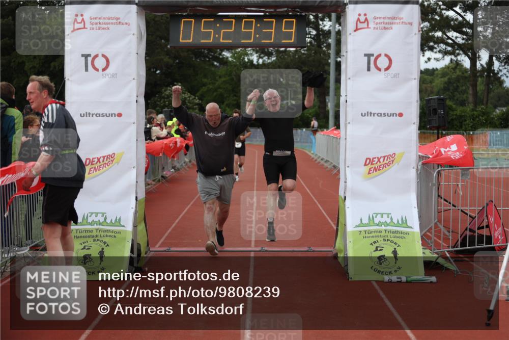 14.06.2026 - 7 Türme Triathlon Andreas Tolksdorf http://msf.ph/oto/9808239 14.06.2026 16:29:38 Ziel 714, 1195, 1233 meine-sportfotos.de