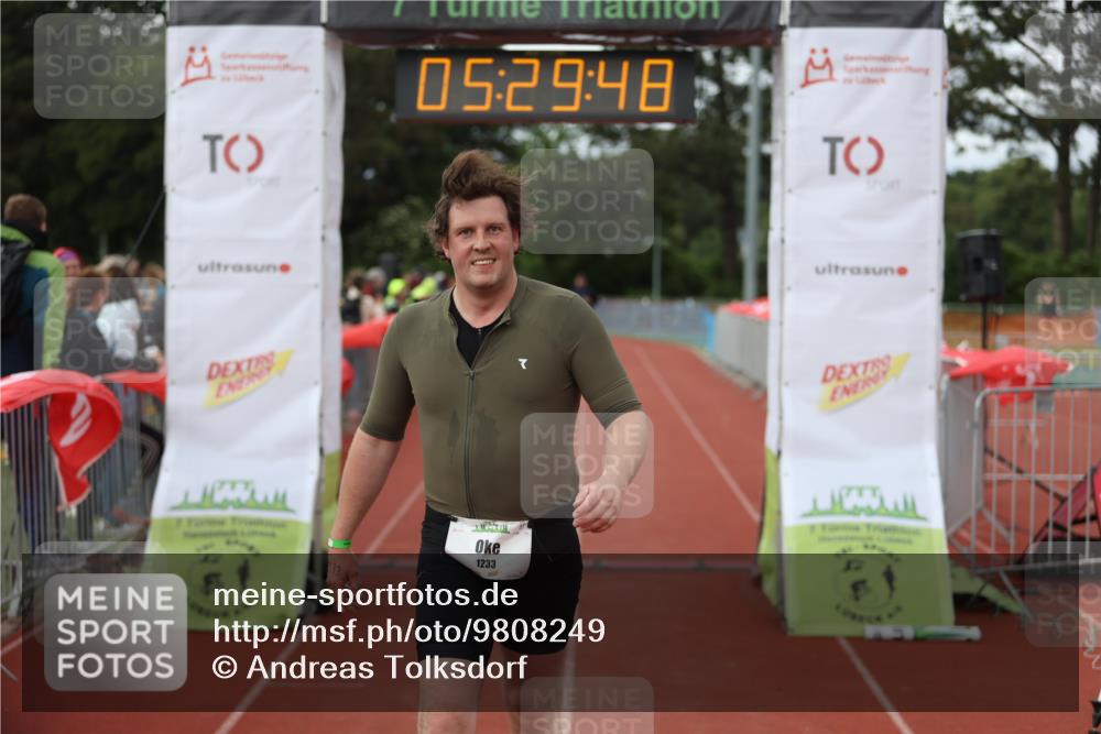 14.06.2026 - 7 Türme Triathlon Andreas Tolksdorf http://msf.ph/oto/9808249 14.06.2026 16:29:47 Ziel 714, 1195, 1233 meine-sportfotos.de