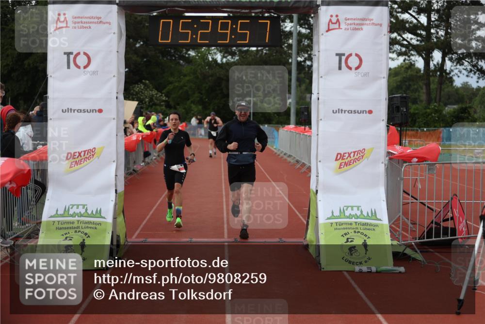 14.06.2026 - 7 Türme Triathlon Andreas Tolksdorf http://msf.ph/oto/9808259 14.06.2026 16:29:56 Ziel 698, 1329, 1485 meine-sportfotos.de