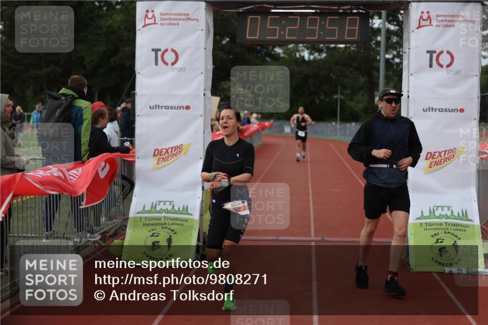14.06.2026 - 7 Türme Triathlon Andreas Tolksdorf http://msf.ph/oto/9808271 14.06.2026 16:29:57 Ziel 698, 1329, 1485 meine-sportfotos.de