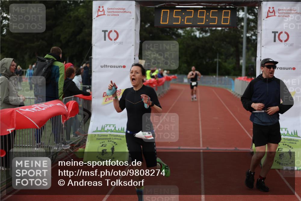 14.06.2026 - 7 Türme Triathlon Andreas Tolksdorf http://msf.ph/oto/9808274 14.06.2026 16:29:57 Ziel 698, 1329, 1485 meine-sportfotos.de