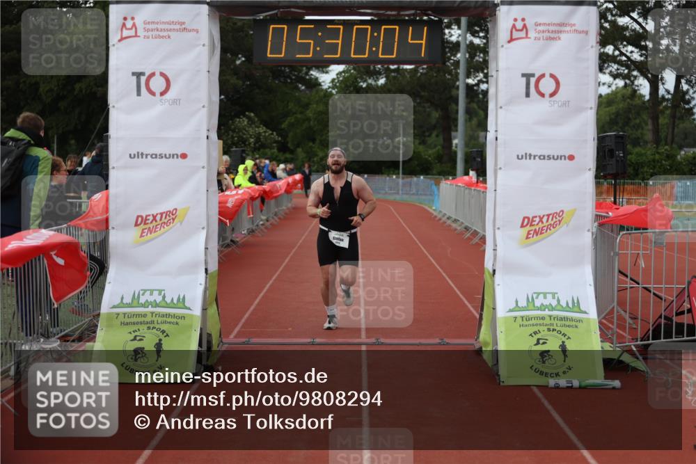 14.06.2026 - 7 Türme Triathlon Andreas Tolksdorf http://msf.ph/oto/9808294 14.06.2026 16:30:03 Ziel 698, 1329, 1485 meine-sportfotos.de
