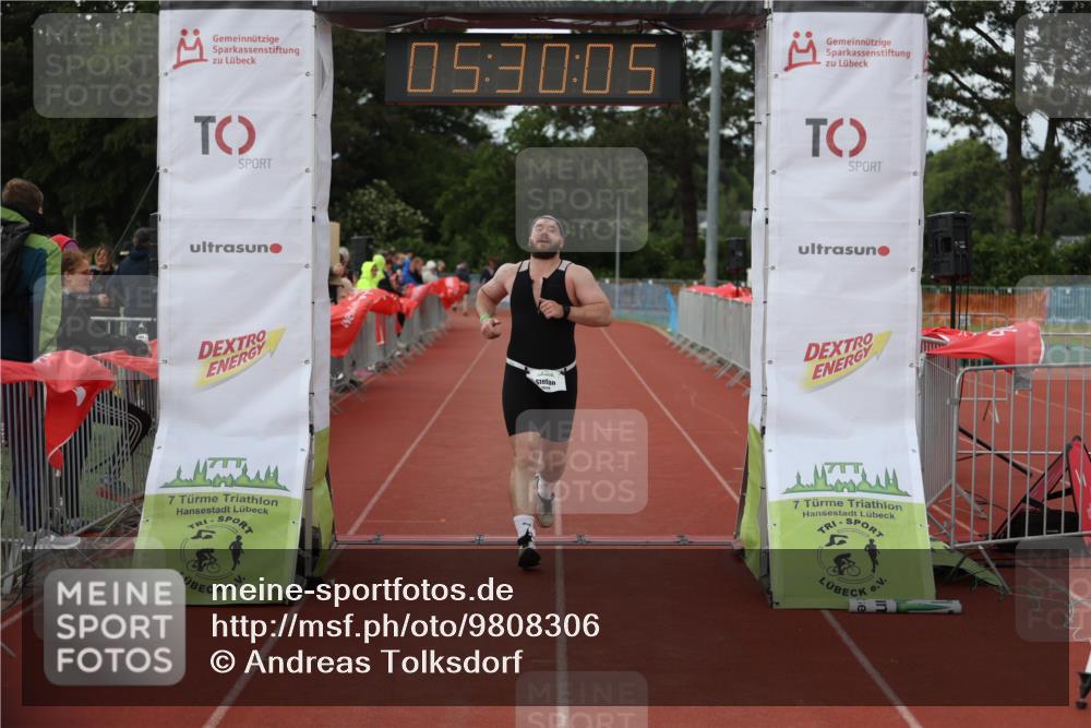 14.06.2026 - 7 Türme Triathlon Andreas Tolksdorf http://msf.ph/oto/9808306 14.06.2026 16:30:04 Ziel 698, 1329, 1485 meine-sportfotos.de
