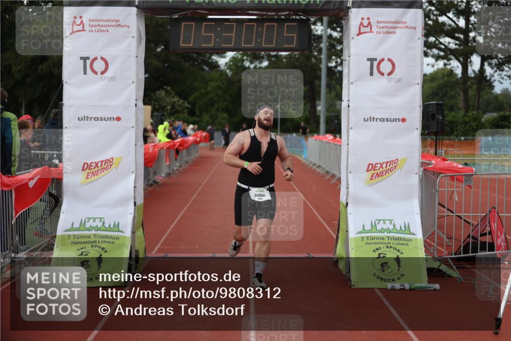 14.06.2026 - 7 Türme Triathlon Andreas Tolksdorf http://msf.ph/oto/9808312 14.06.2026 16:30:04 Ziel 698, 1329, 1485 meine-sportfotos.de