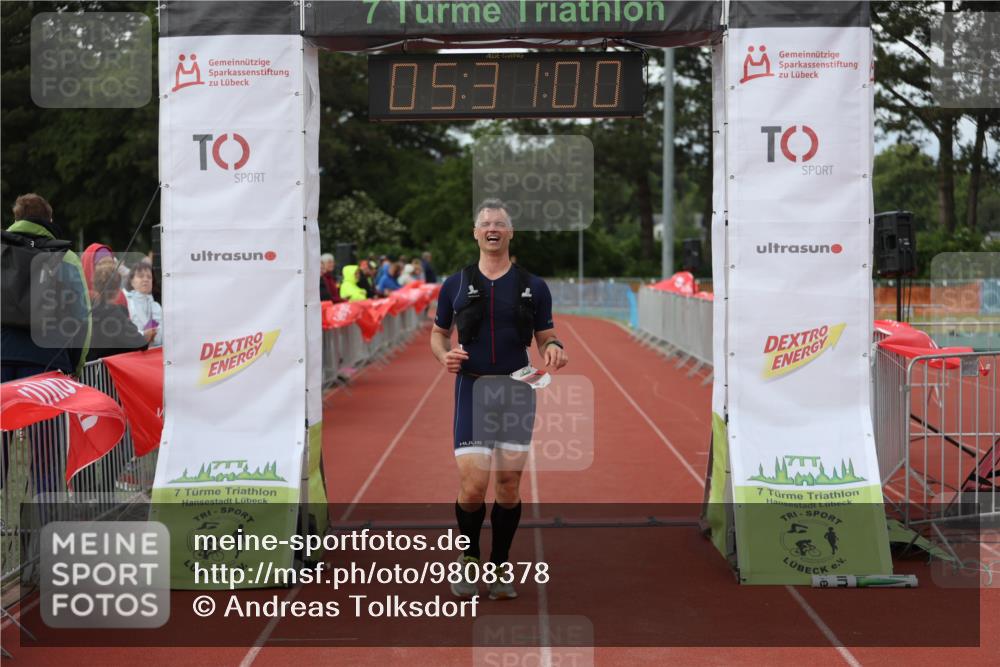 14.06.2026 - 7 Türme Triathlon Andreas Tolksdorf http://msf.ph/oto/9808378 14.06.2026 16:30:58 Ziel 857 meine-sportfotos.de