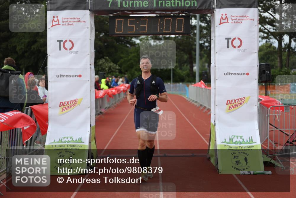 14.06.2026 - 7 Türme Triathlon Andreas Tolksdorf http://msf.ph/oto/9808379 14.06.2026 16:30:58 Ziel 857 meine-sportfotos.de