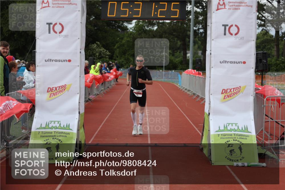 14.06.2026 - 7 Türme Triathlon Andreas Tolksdorf http://msf.ph/oto/9808424 14.06.2026 16:31:24 Ziel 856 meine-sportfotos.de
