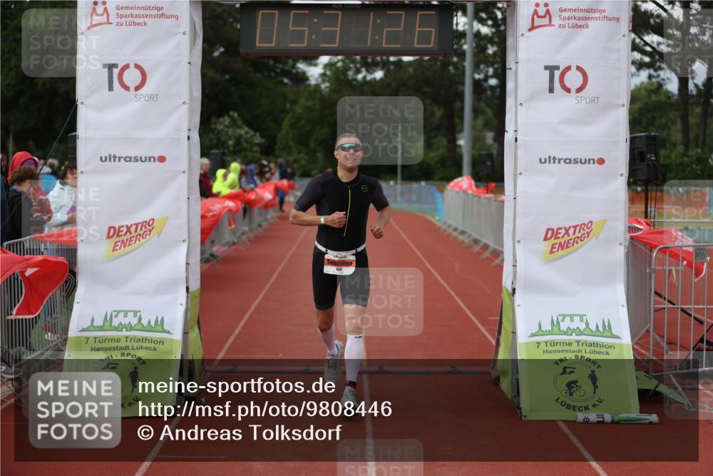 14.06.2026 - 7 Türme Triathlon Andreas Tolksdorf http://msf.ph/oto/9808446 14.06.2026 16:31:25 Ziel 856 meine-sportfotos.de