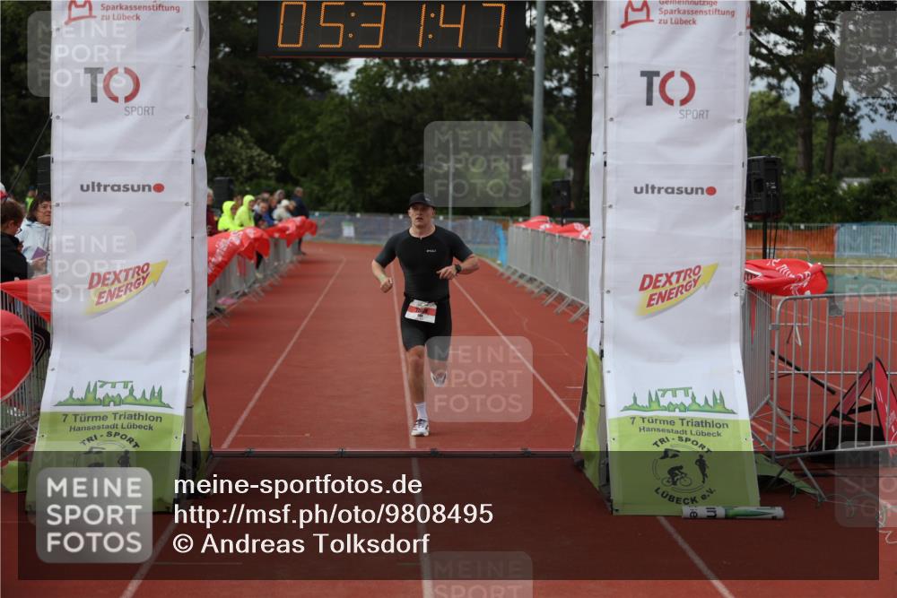 14.06.2026 - 7 Türme Triathlon Andreas Tolksdorf http://msf.ph/oto/9808495 14.06.2026 16:31:46 Ziel 604, 1539 meine-sportfotos.de