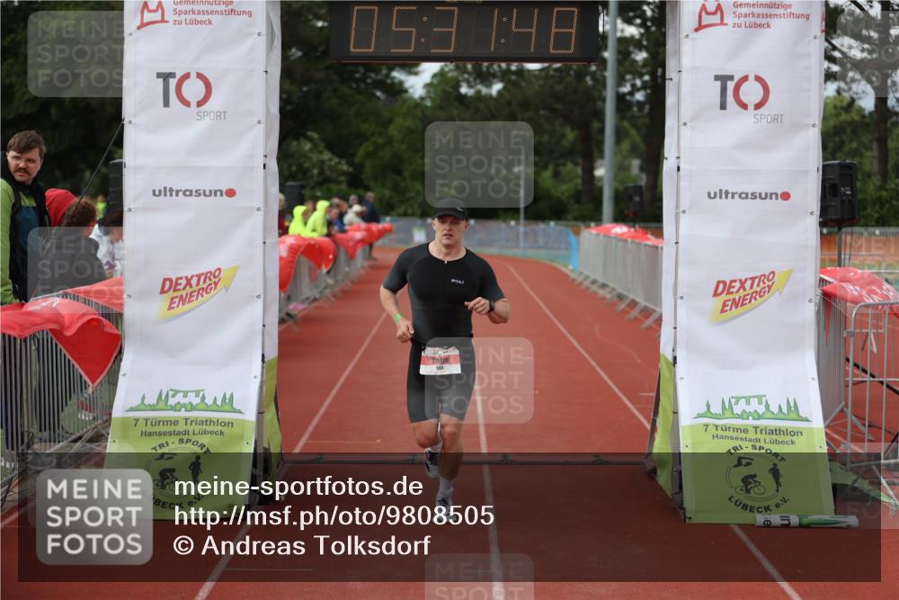 14.06.2026 - 7 Türme Triathlon Andreas Tolksdorf http://msf.ph/oto/9808505 14.06.2026 16:31:47 Ziel 604, 1539 meine-sportfotos.de