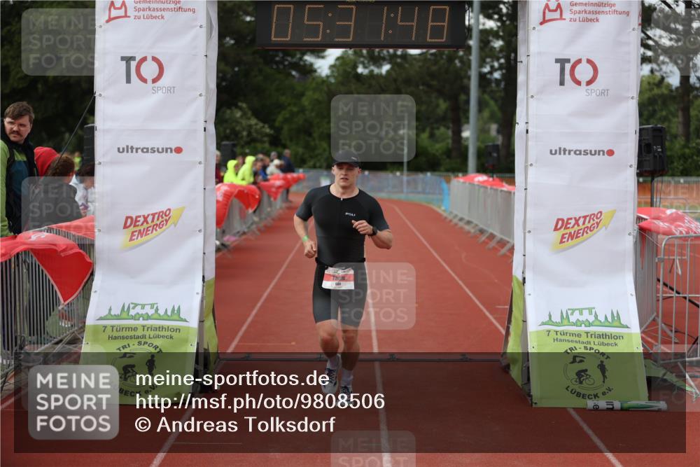 14.06.2026 - 7 Türme Triathlon Andreas Tolksdorf http://msf.ph/oto/9808506 14.06.2026 16:31:47 Ziel 604, 1539 meine-sportfotos.de