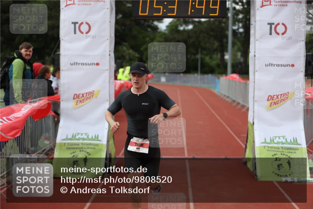 14.06.2026 - 7 Türme Triathlon Andreas Tolksdorf http://msf.ph/oto/9808520 14.06.2026 16:31:48 Ziel 604, 1539 meine-sportfotos.de