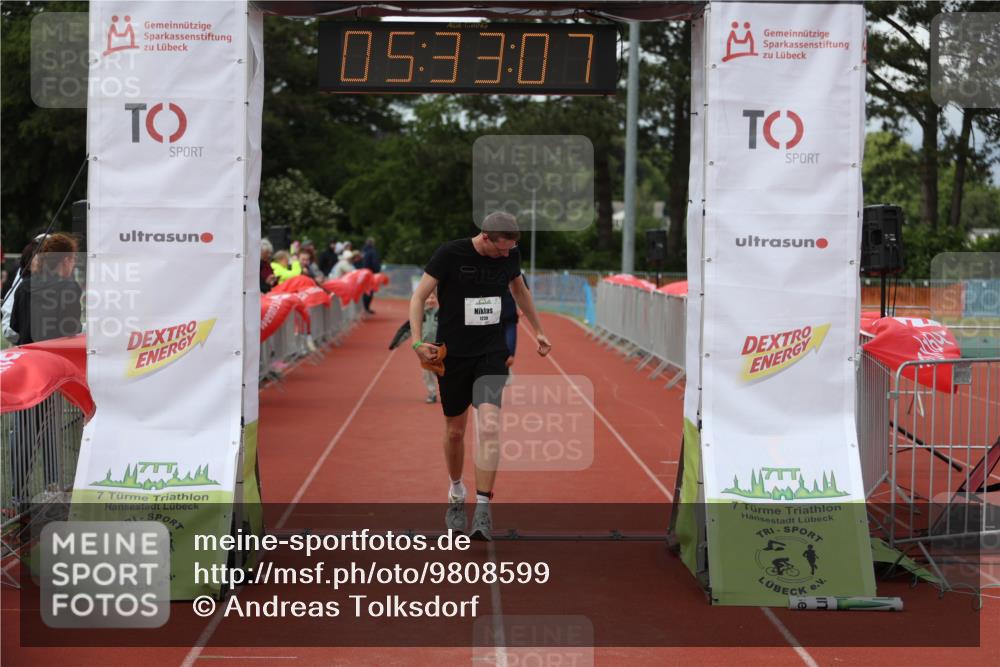 14.06.2026 - 7 Türme Triathlon Andreas Tolksdorf http://msf.ph/oto/9808599 14.06.2026 16:33:06 Ziel 733, 870, 1230 meine-sportfotos.de