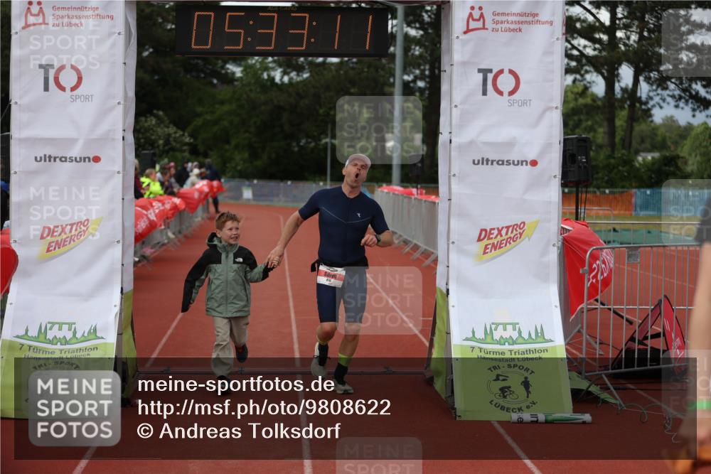 14.06.2026 - 7 Türme Triathlon Andreas Tolksdorf http://msf.ph/oto/9808622 14.06.2026 16:33:10 Ziel 733, 870, 1230 meine-sportfotos.de
