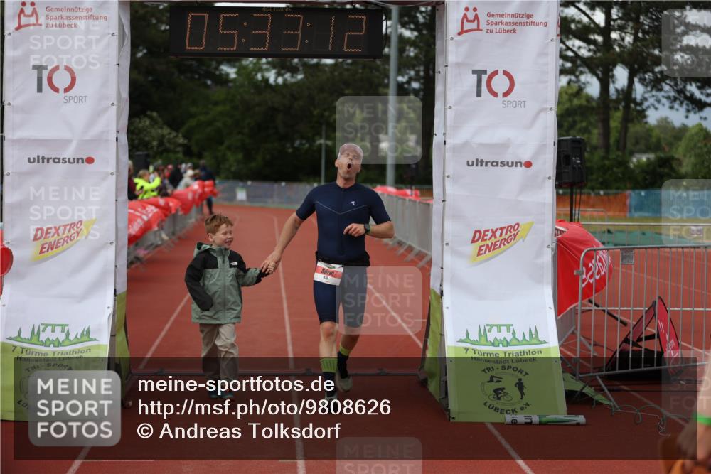 14.06.2026 - 7 Türme Triathlon Andreas Tolksdorf http://msf.ph/oto/9808626 14.06.2026 16:33:10 Ziel 733, 870, 1230 meine-sportfotos.de
