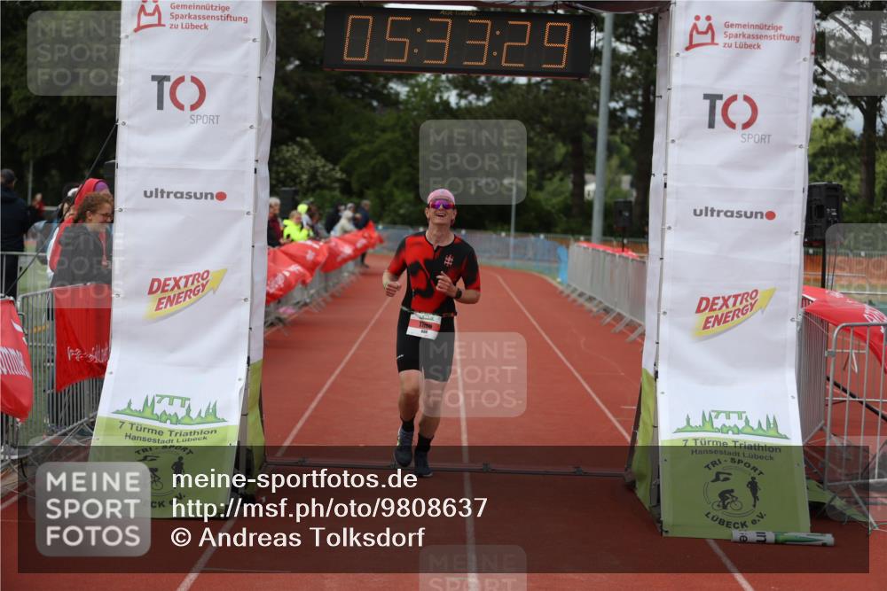 14.06.2026 - 7 Türme Triathlon Andreas Tolksdorf http://msf.ph/oto/9808637 14.06.2026 16:33:28 Ziel 608 meine-sportfotos.de