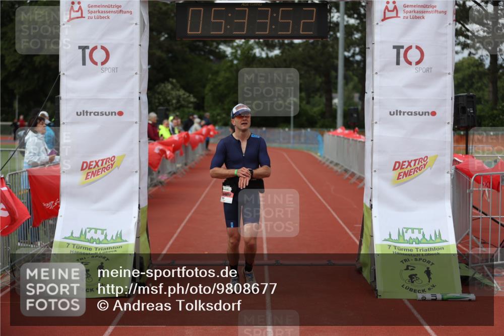 14.06.2026 - 7 Türme Triathlon Andreas Tolksdorf http://msf.ph/oto/9808677 14.06.2026 16:33:50 Ziel 735 meine-sportfotos.de