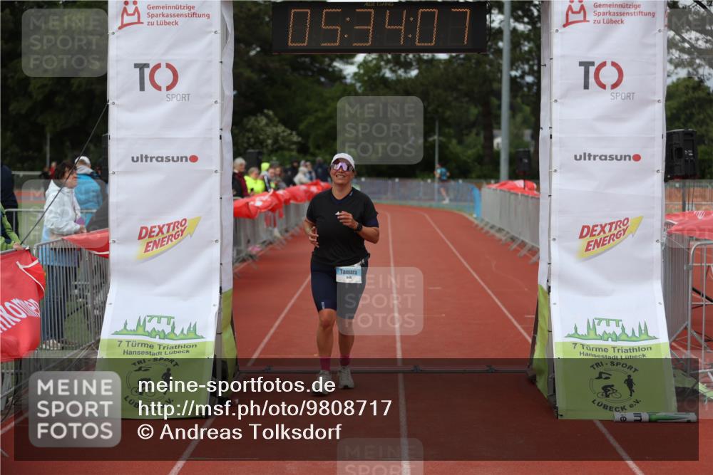 14.06.2026 - 7 Türme Triathlon Andreas Tolksdorf http://msf.ph/oto/9808717 14.06.2026 16:34:05 Ziel 949 meine-sportfotos.de