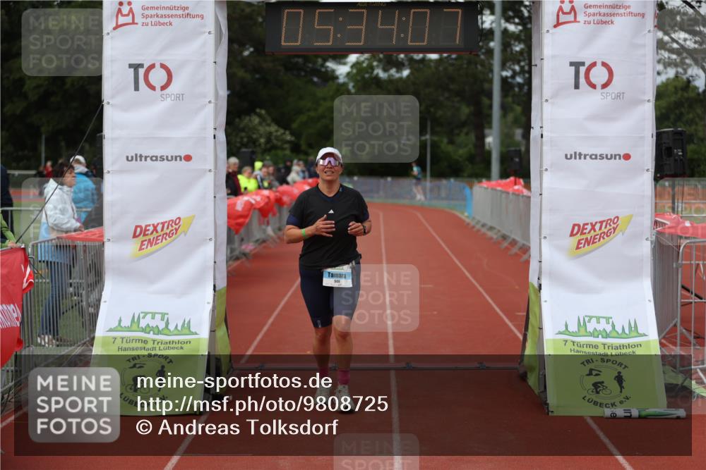 14.06.2026 - 7 Türme Triathlon Andreas Tolksdorf http://msf.ph/oto/9808725 14.06.2026 16:34:06 Ziel 949 meine-sportfotos.de