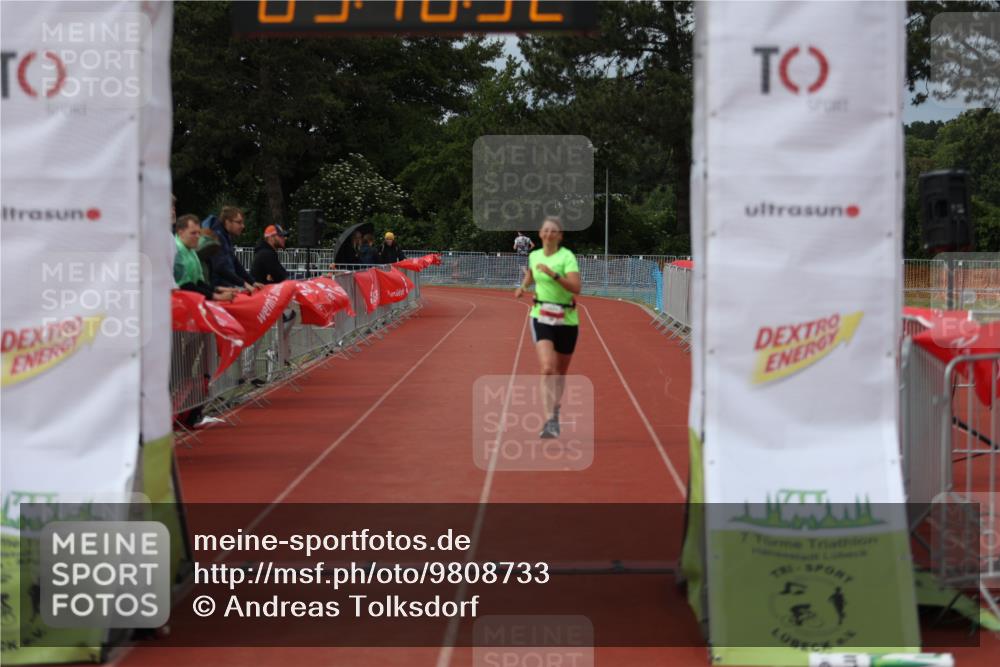 14.06.2026 - 7 Türme Triathlon Andreas Tolksdorf http://msf.ph/oto/9808733 14.06.2026 16:46:31 Ziel 699 meine-sportfotos.de