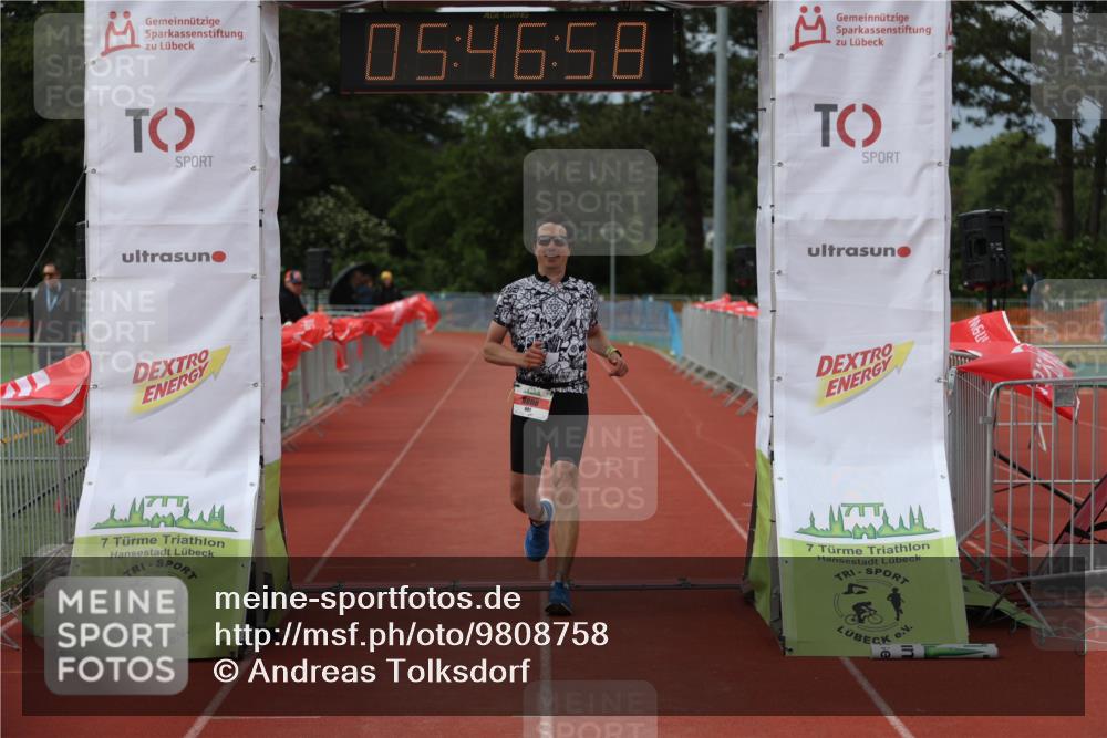 14.06.2026 - 7 Türme Triathlon Andreas Tolksdorf http://msf.ph/oto/9808758 14.06.2026 16:46:57 Ziel 681 meine-sportfotos.de